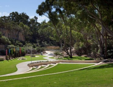 Public-open-space-heavy-use-Meadow-Springs-WA Public-open-space-heavy-use-Meadow-Springs-WA